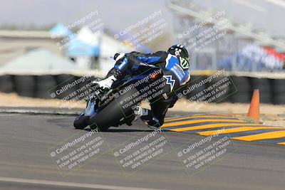 media/Oct-08-2022-SoCal Trackdays (Sat) [[1fc3beec89]]/Turn 16 (125pm)/